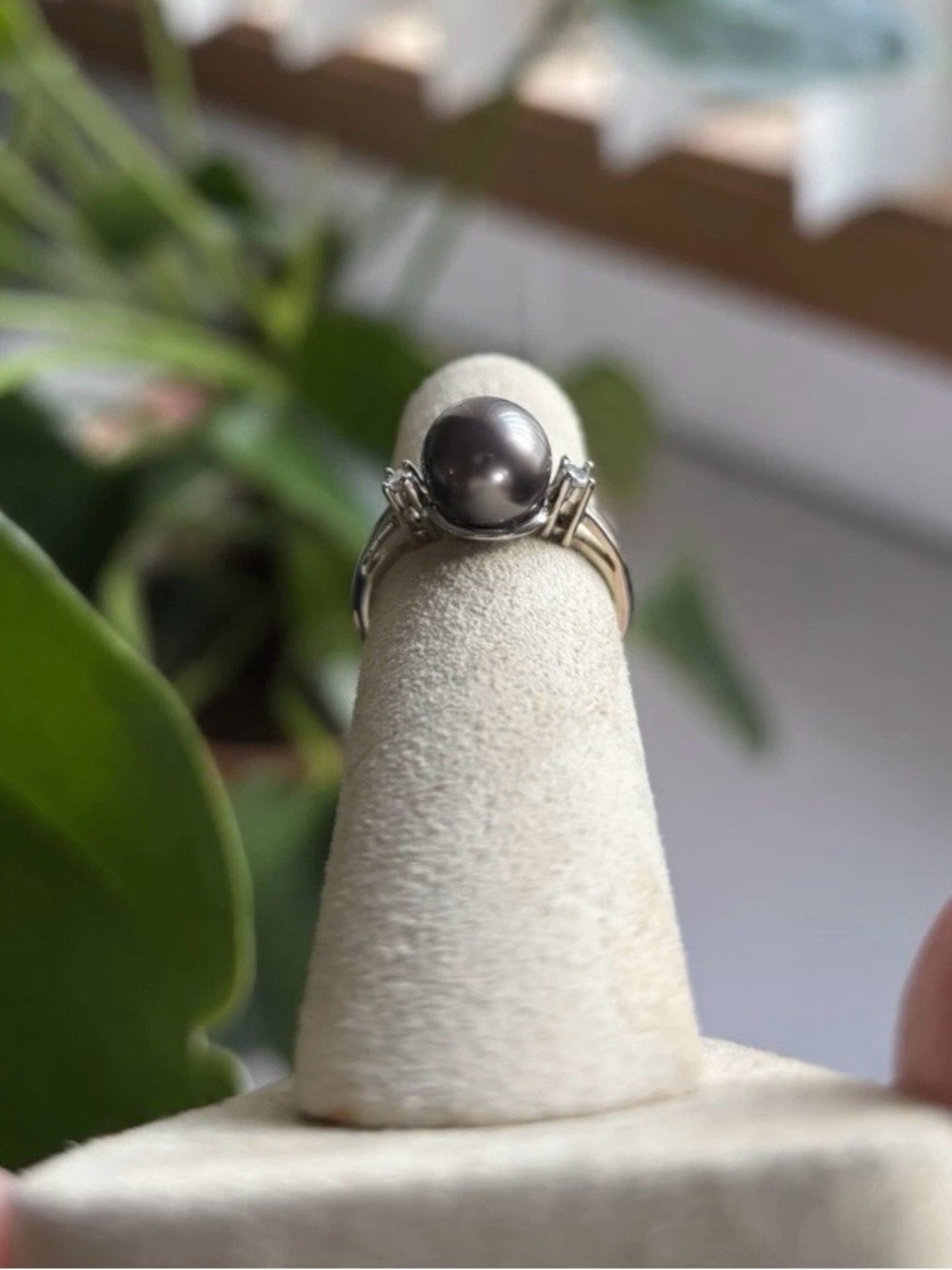 14k Classy Tahitian Gorgeous Vintage Ring In Size 6 White Gold